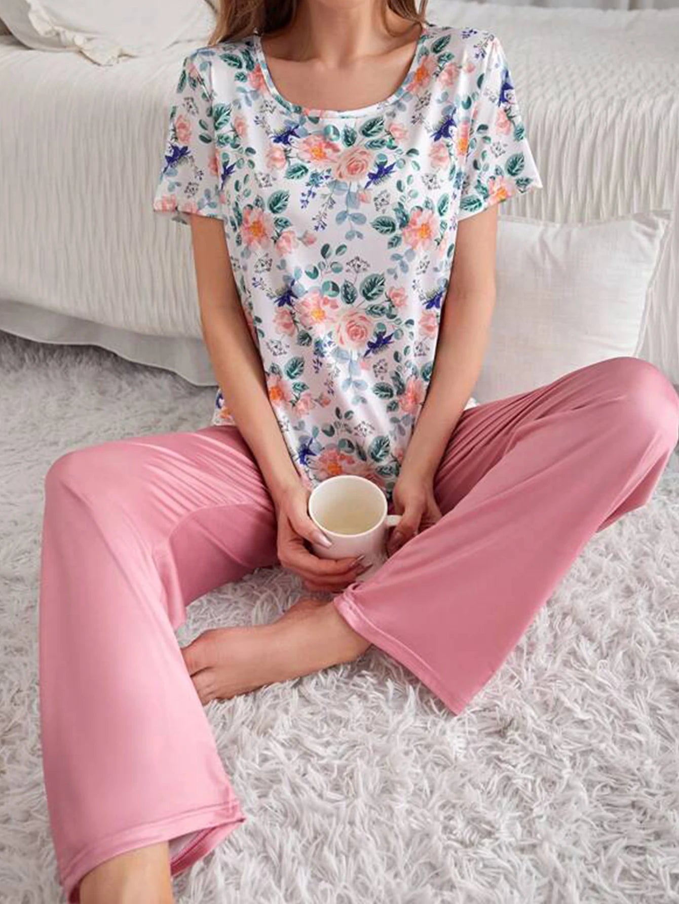 Casual Floral Print Pajama Set Short Sleeve Round Crew Neck Top Elastic Pants Women's Sleepwear Loungewear Set