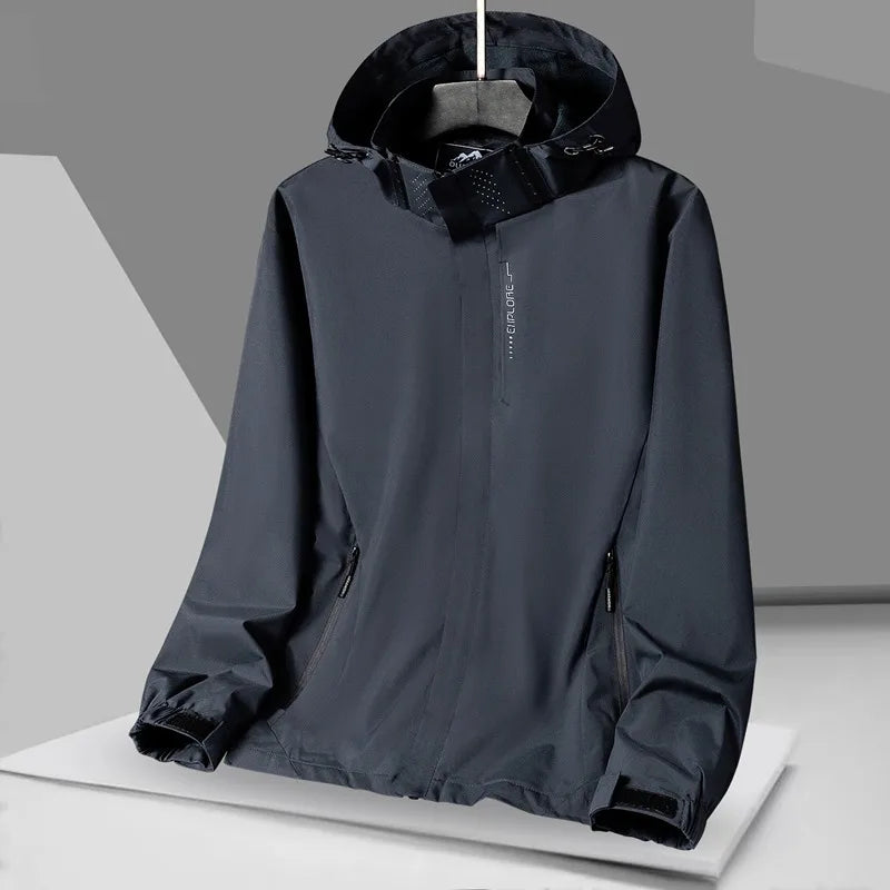 New jacket for men and women outdoor mountaineering three-in-one jacket for removable windproof and waterproof jacket