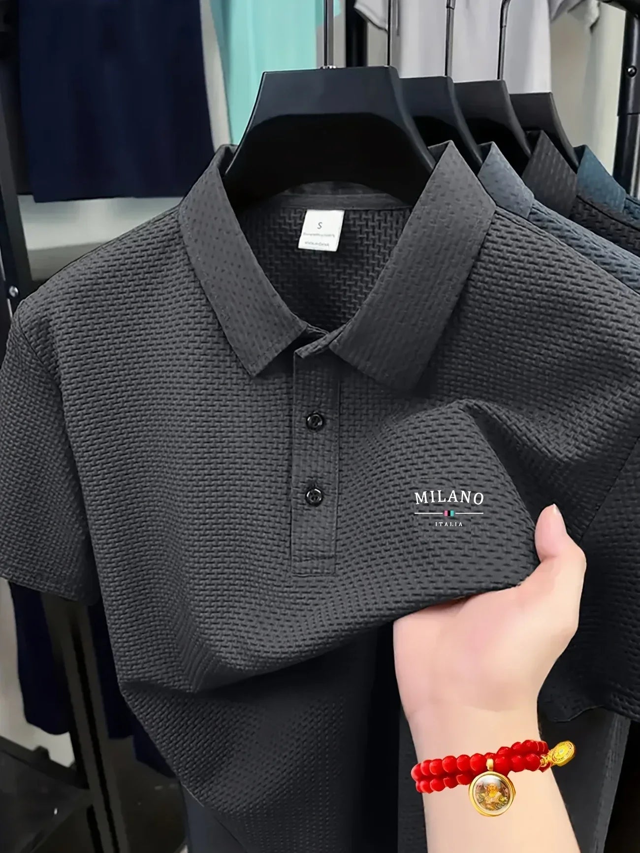 Cool POLO shirts for men's casual wear, with exquisite craftsmanship, with lapel, button closure, in solid color, classic and fa