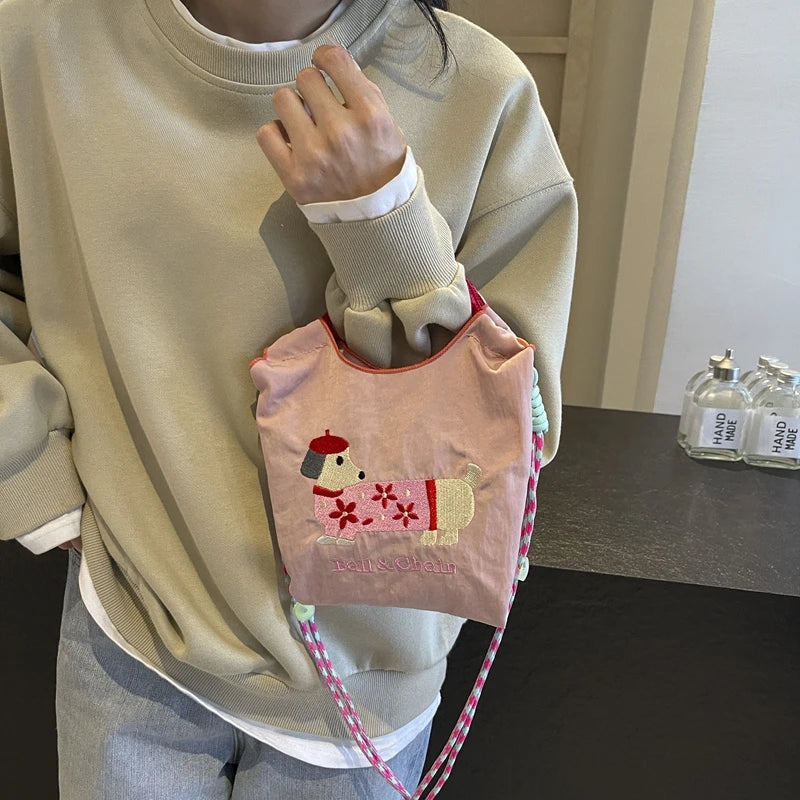 Cartoon embroidered handbag - casual and fashionable, single shoulder bag, lightweight, suitable for commuting, crossbody bag