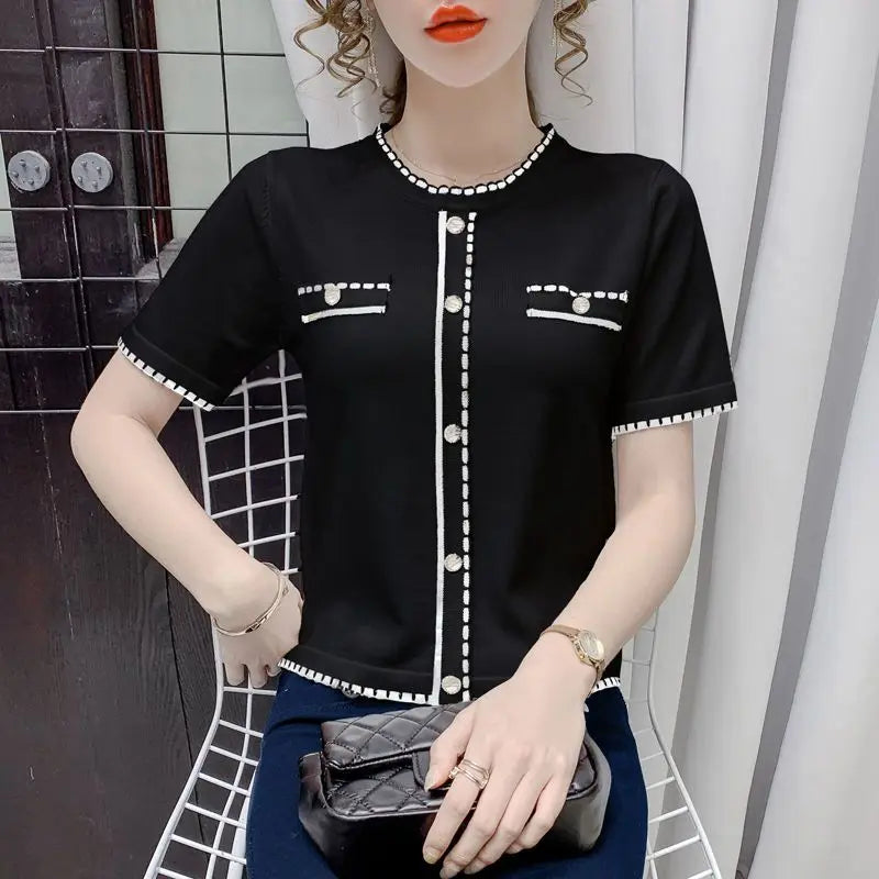 Autumn and Winter Women's Tees Pullover Round Neck Contrast Single Breasted Tie Flowers Long Sleeved Sweater Knitted Casual Tops