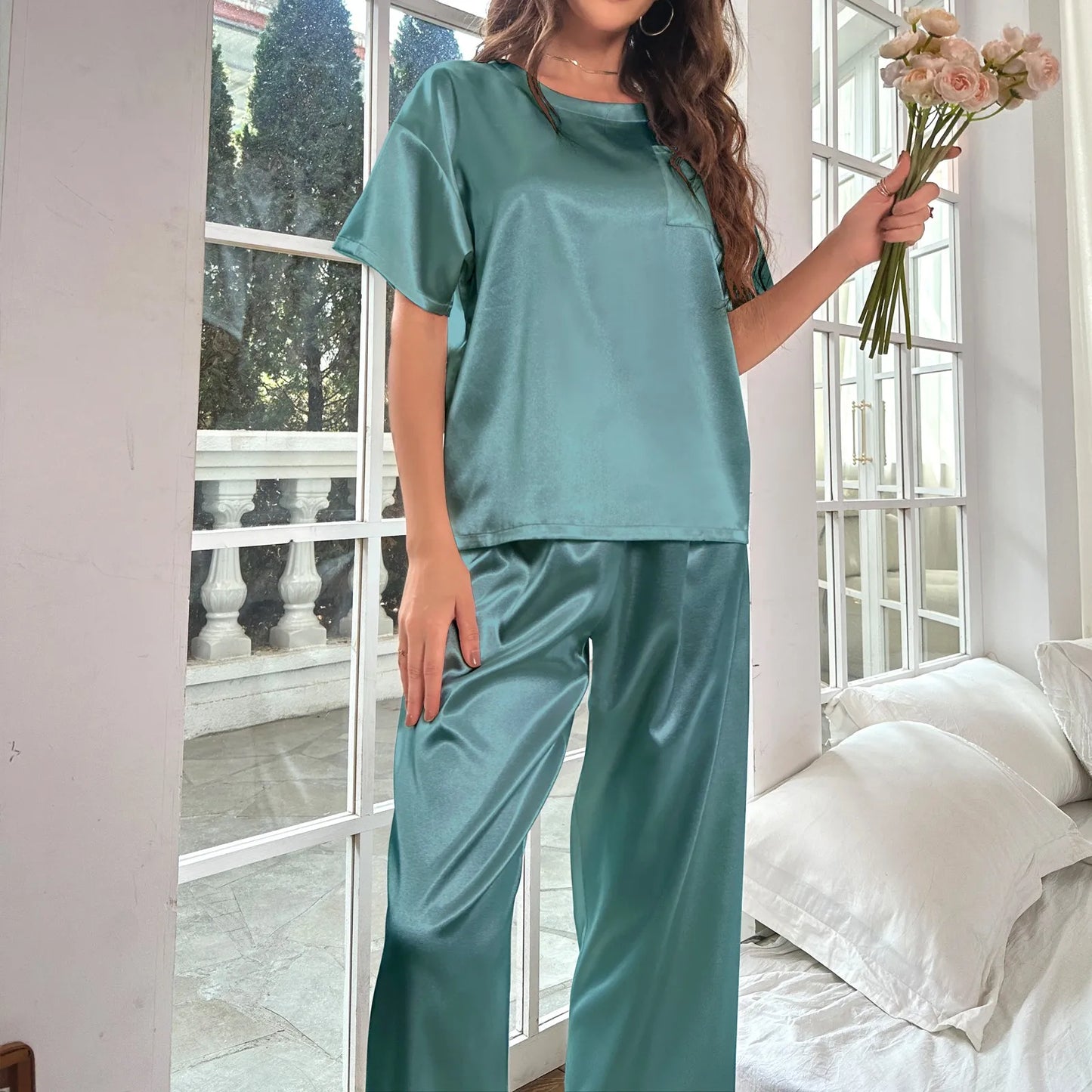 High Quality Casual Ice Silk Loose Pajamas Set Short Sleeved Long Pants Comfortable Pajama Set Daily Home Clothes Pajama Set