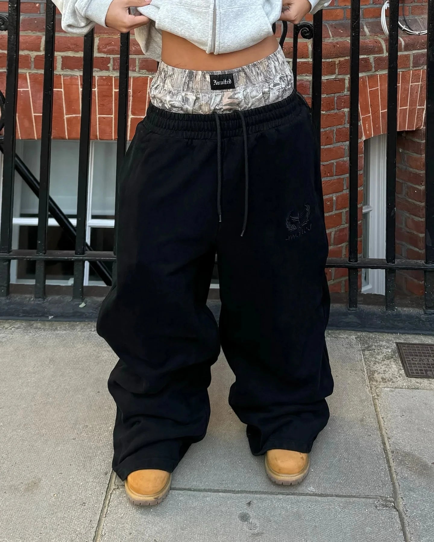 Y2K Retro Straight Pants Tracksuit Streetwear Pants Personalized Pant Leg Zipper Embroidery Hip Hop Casual Joggers Men Pants