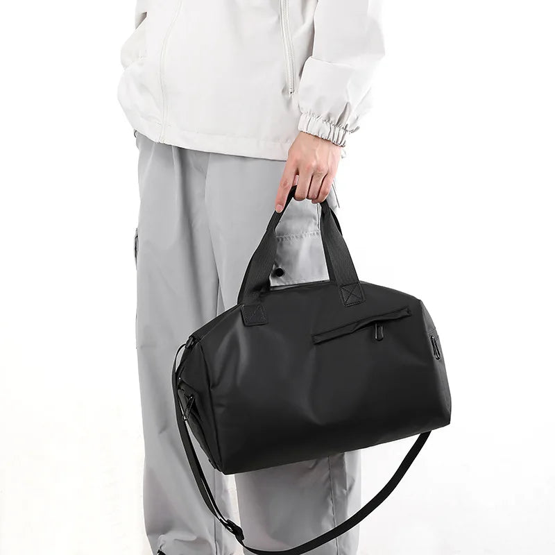 Short Distance Travel Bags Single Shoulder Bags Crossbody Bag Men Leisure Large Capacity Fitness Bag Travel Bags Designer Bag
