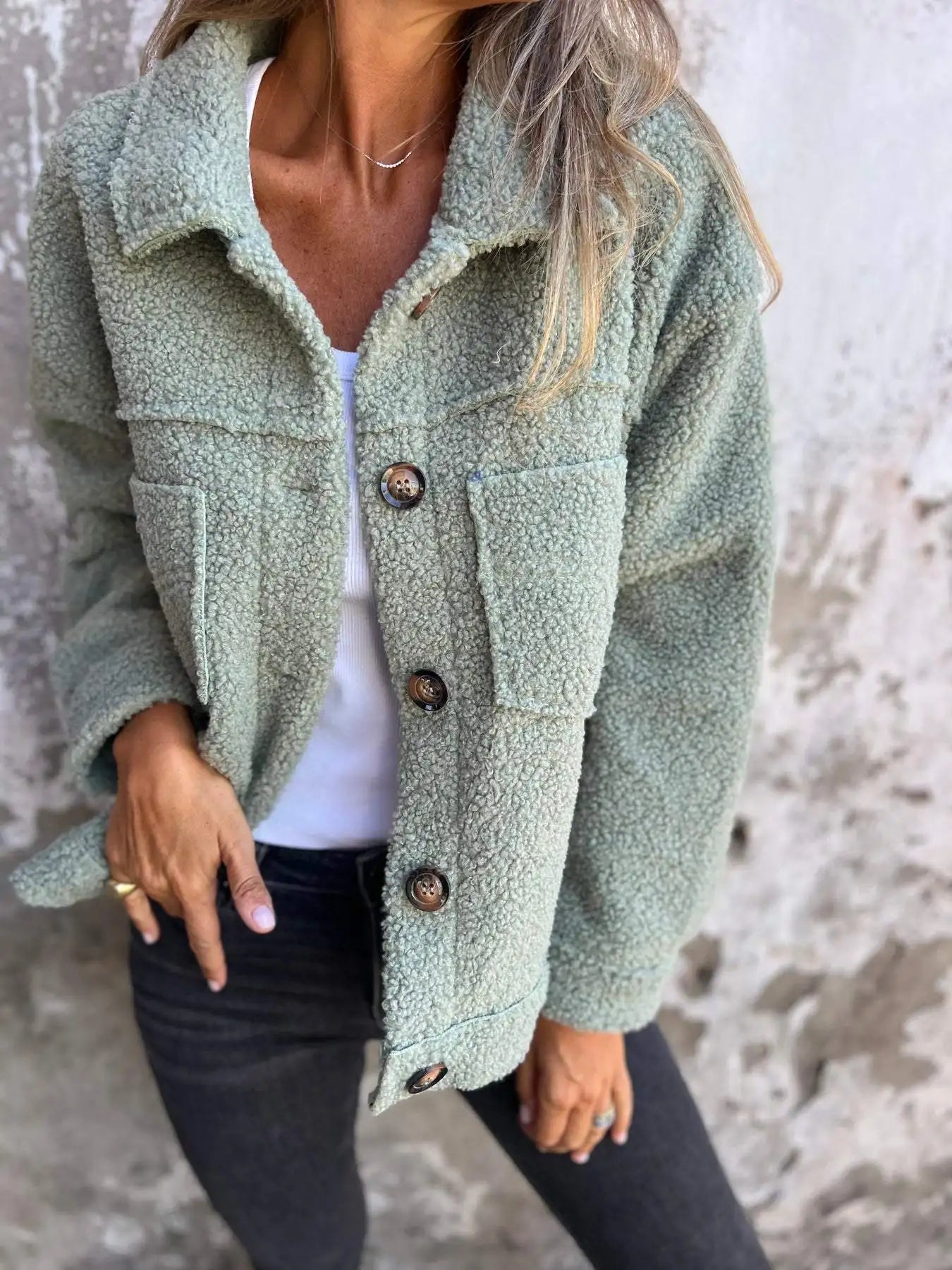 Lamb Wool Coat Women Autumn Winter Outerwear Warm Short Jacket Single Breasted Turn Down Collar Pockets Office Lady Overcoat