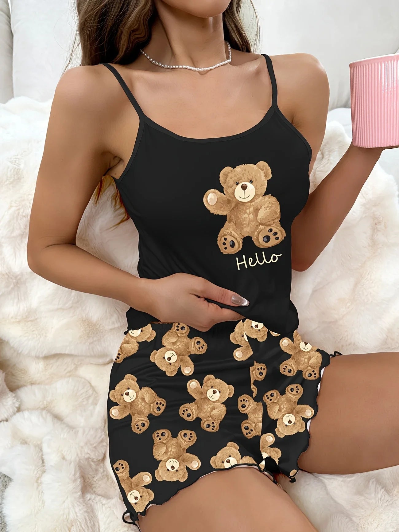 Women's Sleepwear Comfortable Relaxed Fit Pajama Set Round Neck Backless Cami Top & Shorts with Heart Print Shorts