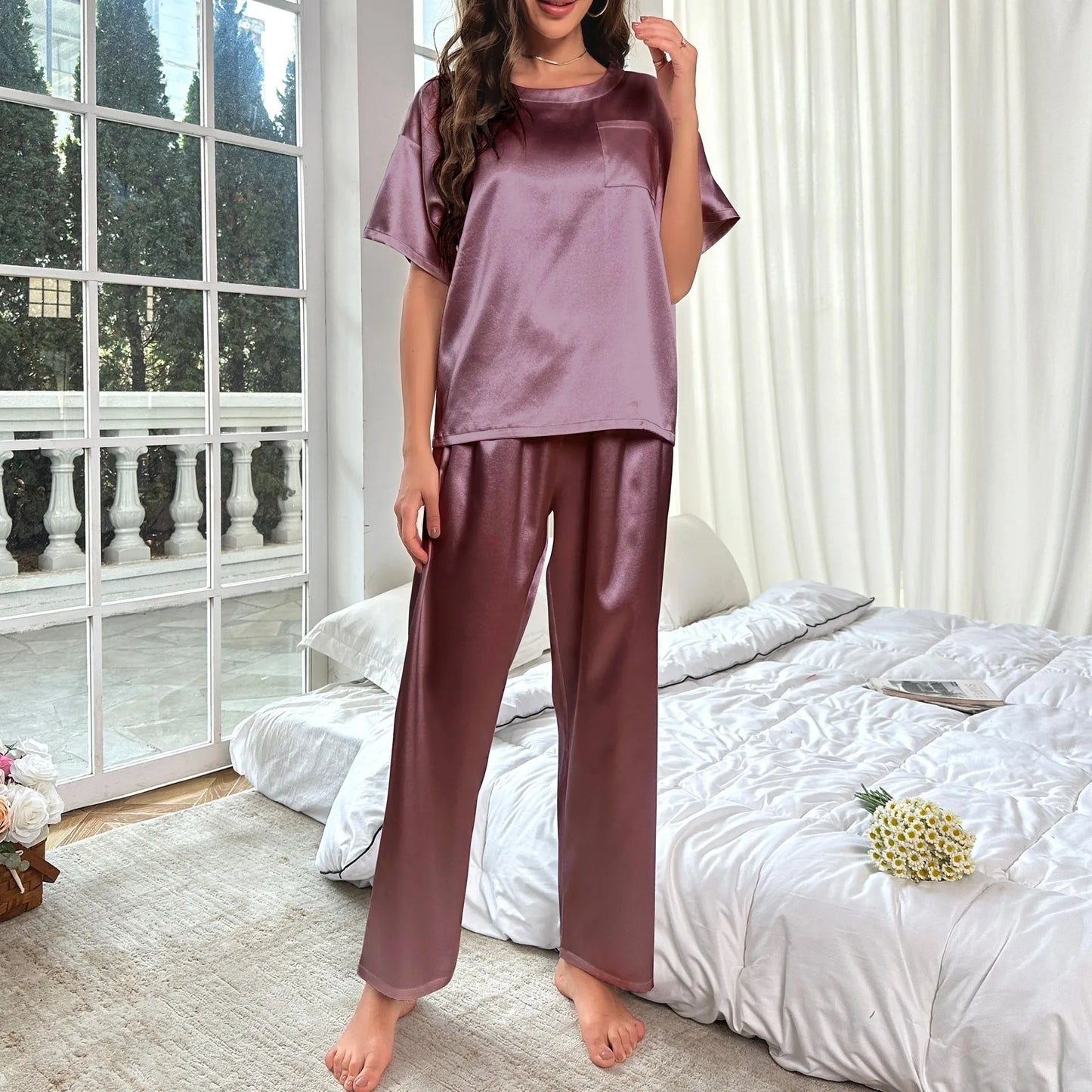 High Quality Casual Ice Silk Loose Pajamas Set Short Sleeved Long Pants Comfortable Pajama Set Daily Home Clothes Pajama Set