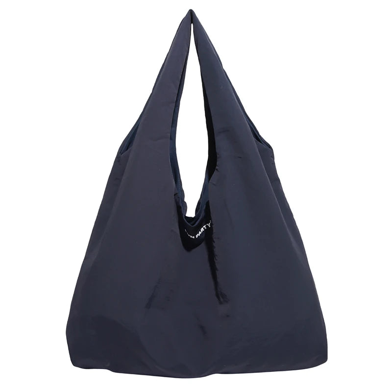 Women handbags. Simple and large-capacity lazy wind relaxation bag Hobo bag commuting bag 2025 early autumn new tide Joker bag