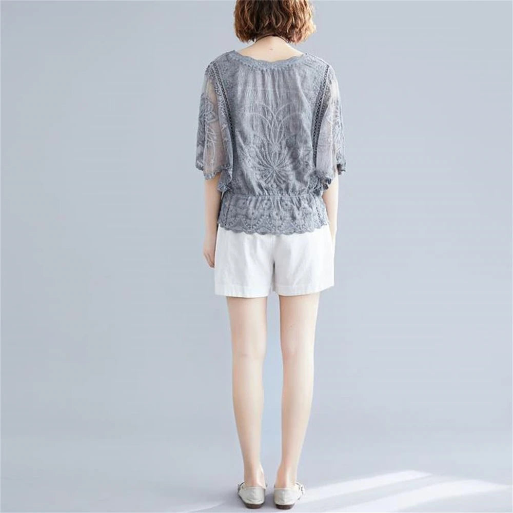 Fashion Women Blouses Spring New Chiffon Blouse Cotton Edge Lace Blouses Shirt Butterfly Flower Women Shirt Tops Blusas Hedging