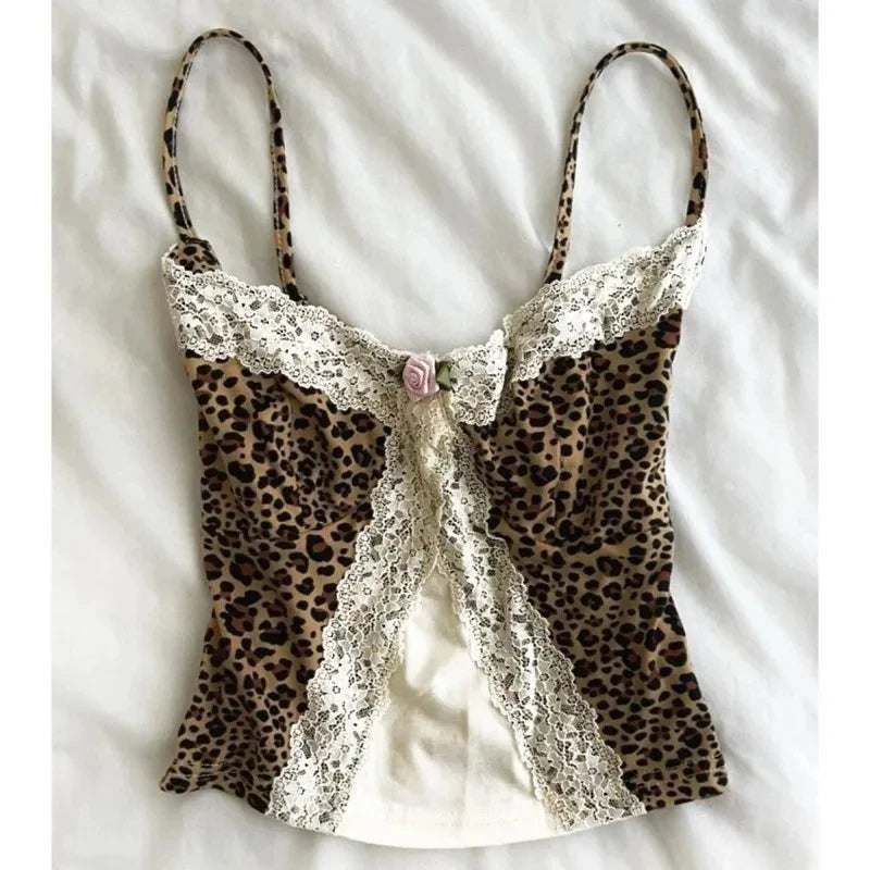 Summer New Sexy Spice French Elegant Ladies Top Lace Patchwork Halter Vest Floral Skirt Design Hollowed-Out Strapless Tops