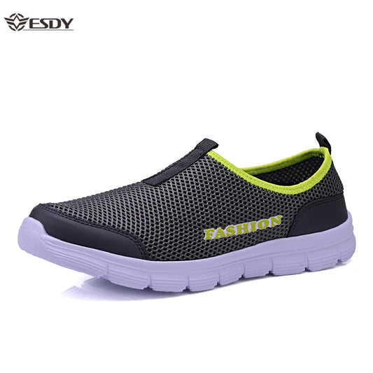 Summer Men Casual Shoes 2019 New Men Flat Sneakers Plus Size 36-46 Mesh Lightweight Breathable Water Slip-on Shoes Mens Loafers