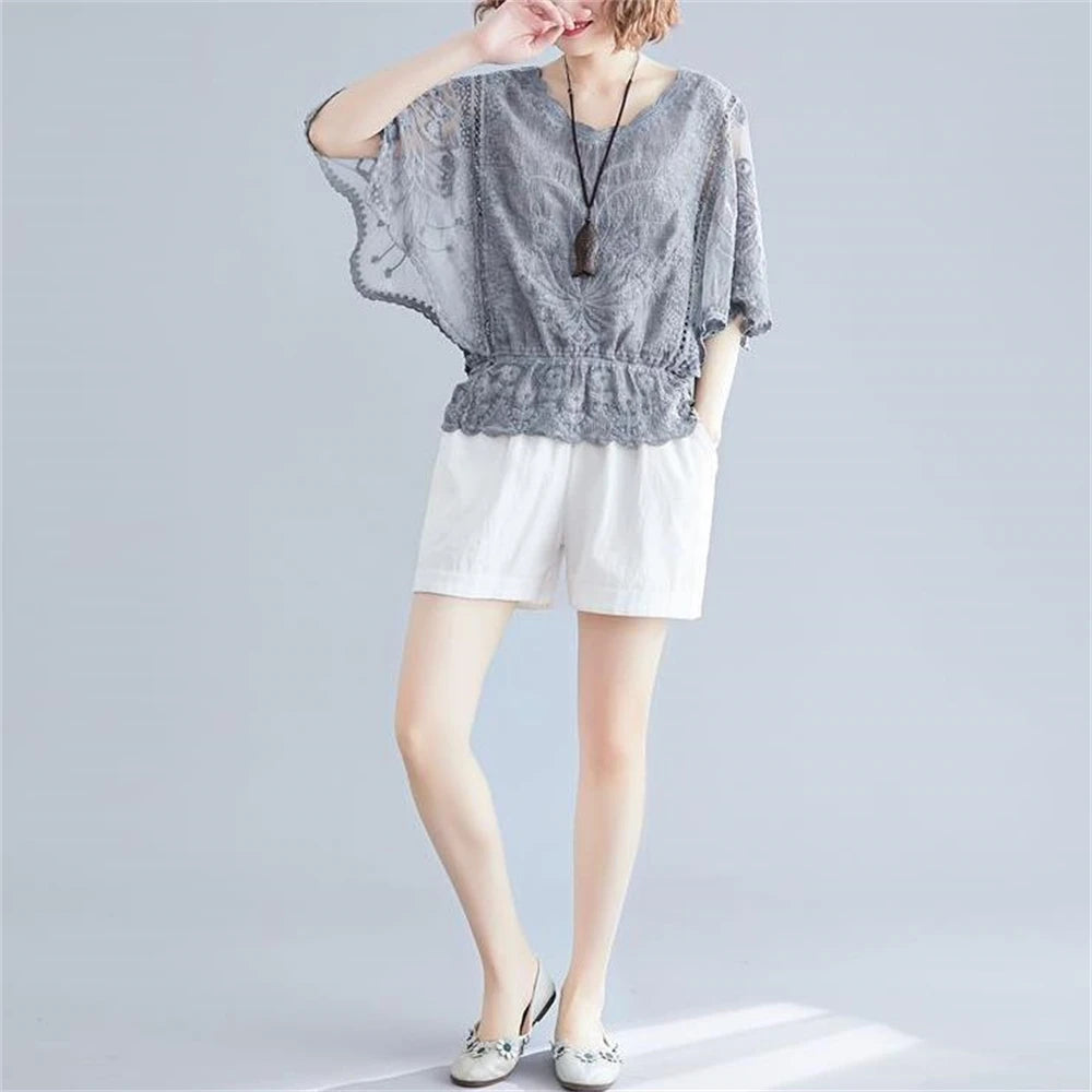 Fashion Women Blouses Spring New Chiffon Blouse Cotton Edge Lace Blouses Shirt Butterfly Flower Women Shirt Tops Blusas Hedging