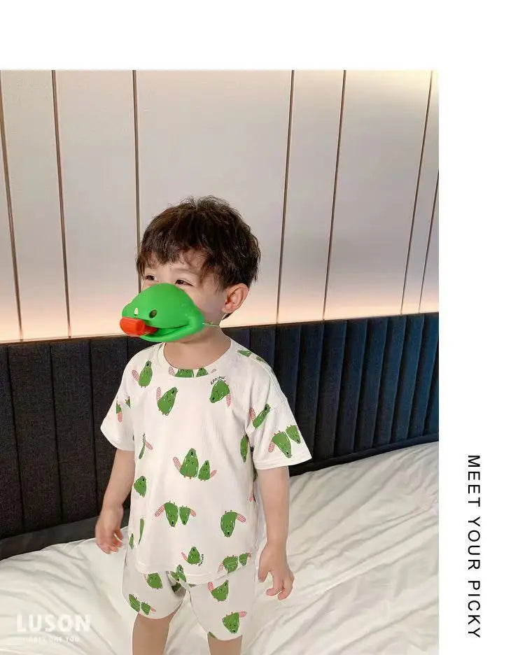 Summer Home Clothes Air-conditioned Clothes Boys and Girls Ice Silk Fabric Loose Short Sleeved Shorts Two-piece Set of Pajamas