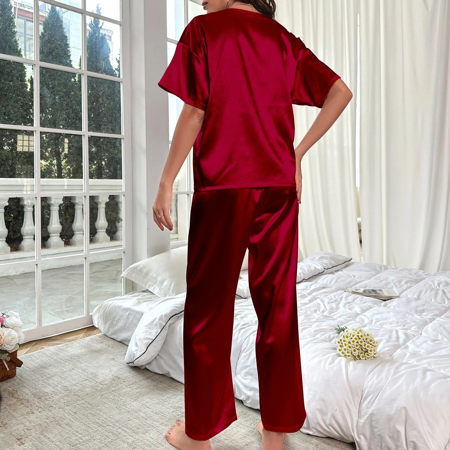 High Quality Casual Ice Silk Loose Pajamas Set Short Sleeved Long Pants Comfortable Pajama Set Daily Home Clothes Pajama Set