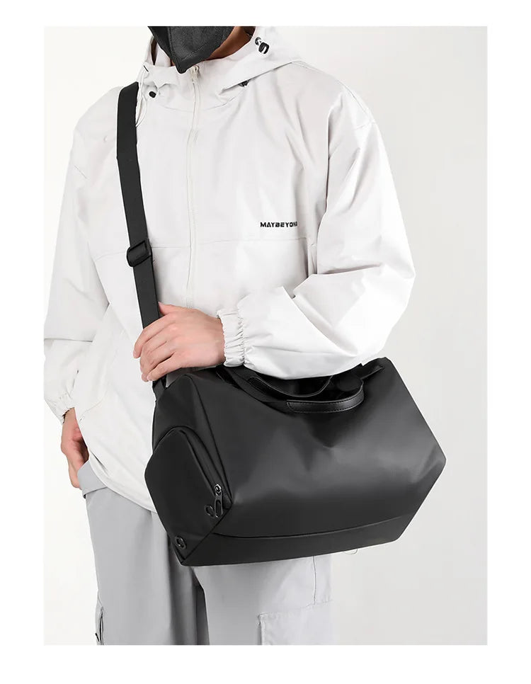 Short Distance Travel Bags Single Shoulder Bags Crossbody Bag Men Leisure Large Capacity Fitness Bag Travel Bags Designer Bag