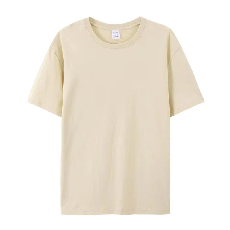 The Energetic T-shirts for Both Men and Women Are Made of Fashionable, Richly Colored and Soft Fabrics in Daily Use