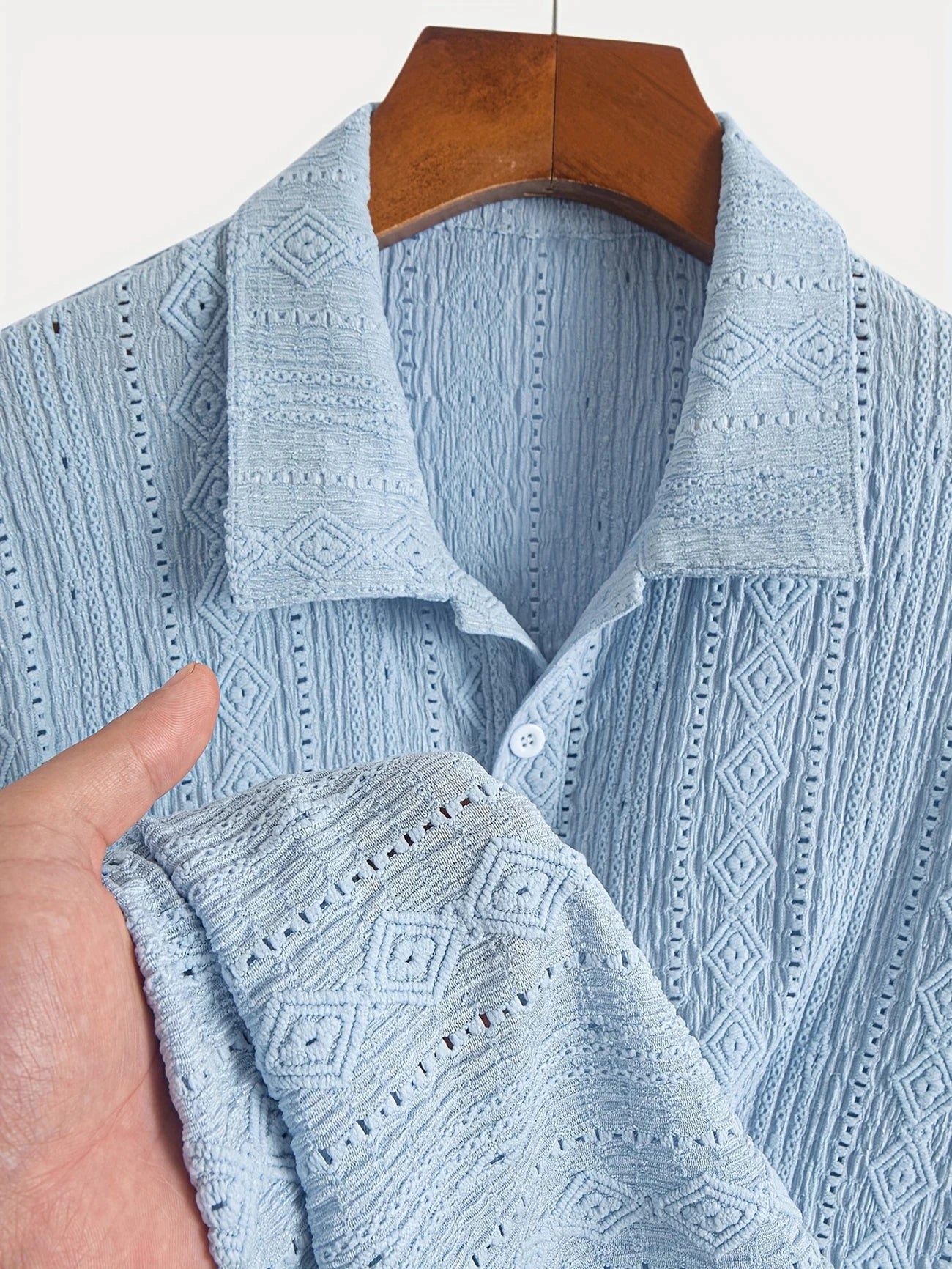 New Polo Shirts For Men Streetwear Solid Color Jacquard Textured Half Buttoned Short Sleeves T-shirt Men's Basic Tops
