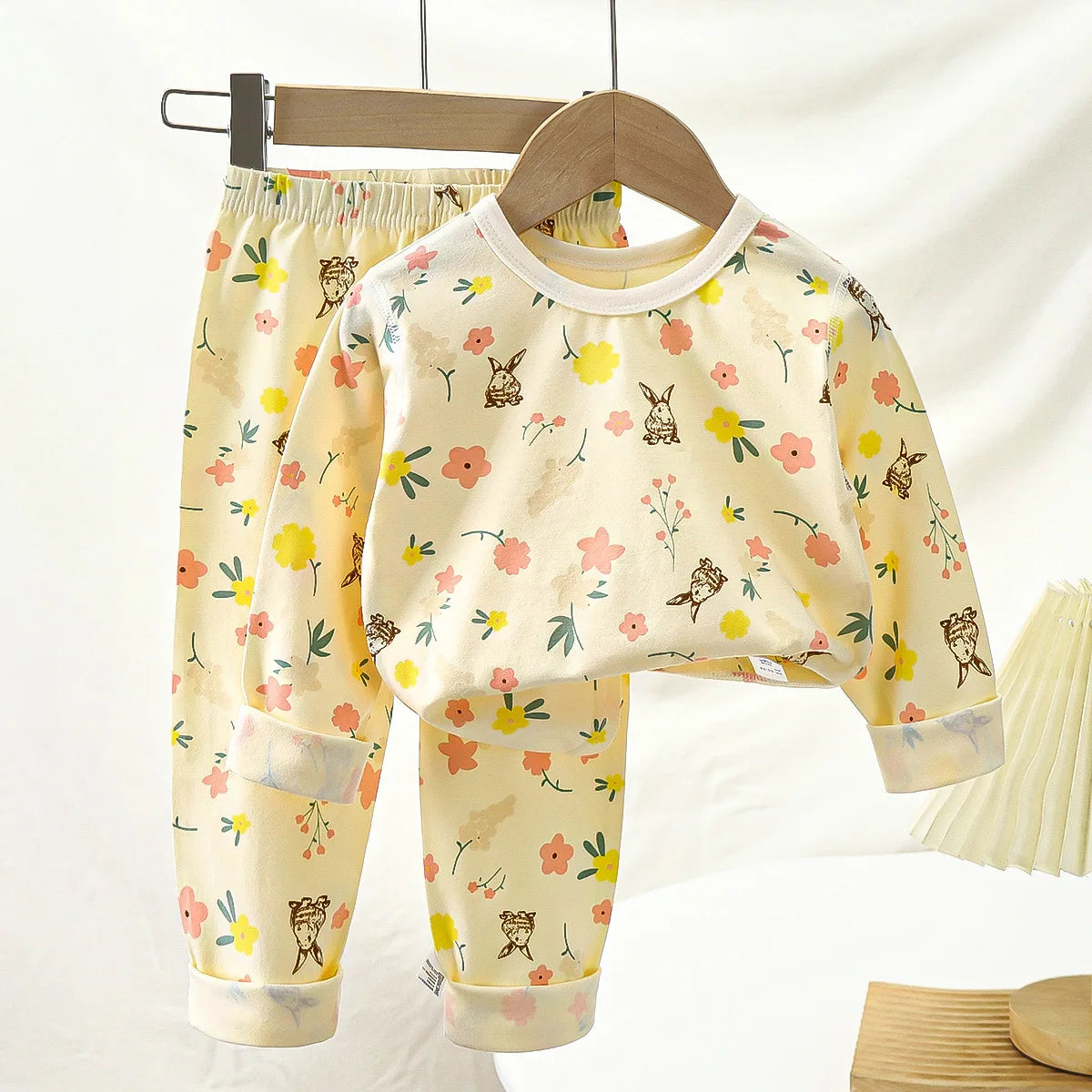 2025 New Summer Children Pajama Set Lightweight Long Sleeved Homewear for Boys Girls Soft Thin Fabric Comfortable Sleepwear