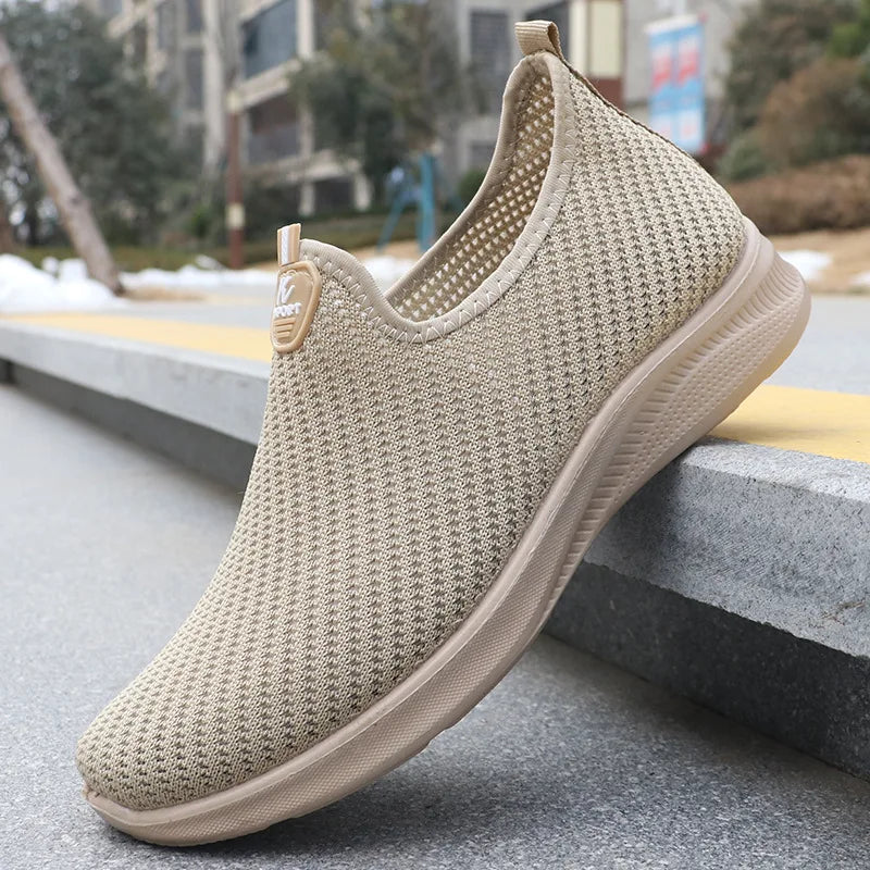 2025 Men's Shoes Casual Sneakers Spring Summer Breathable Soft Sole Lightweight Affordable Lazy sneakers Men's shoes