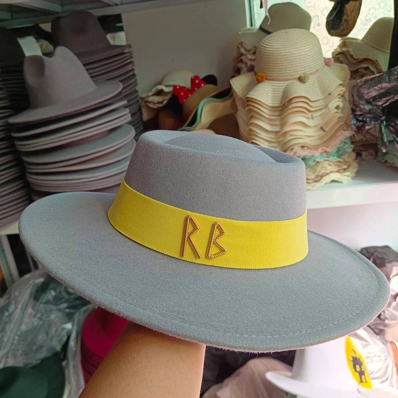 Fedora Flat Top Hat Autumn/Winter Hat RB British French Flat Top Hat Punk Jazz Hat Wide brimmed Hat Gorras 모자