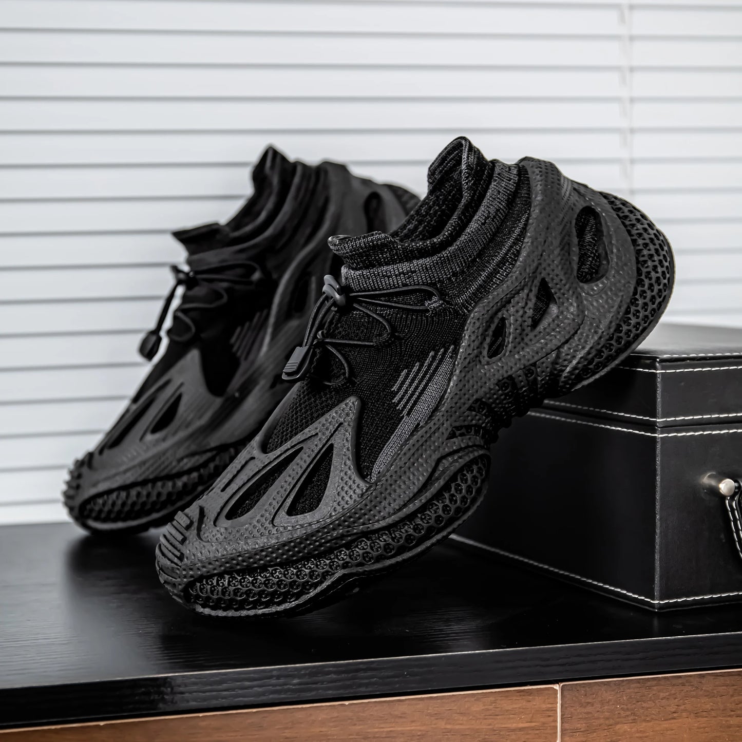 2025 Men Shoes -New Casual and Fashionable Sneakers Sports- Fly Woven Sneakers, Thick Soled- Versatile Socks, and -Trendy -Shoes