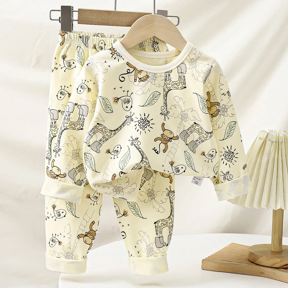 2025 New Summer Children Pajama Set Lightweight Long Sleeved Homewear for Boys Girls Soft Thin Fabric Comfortable Sleepwear