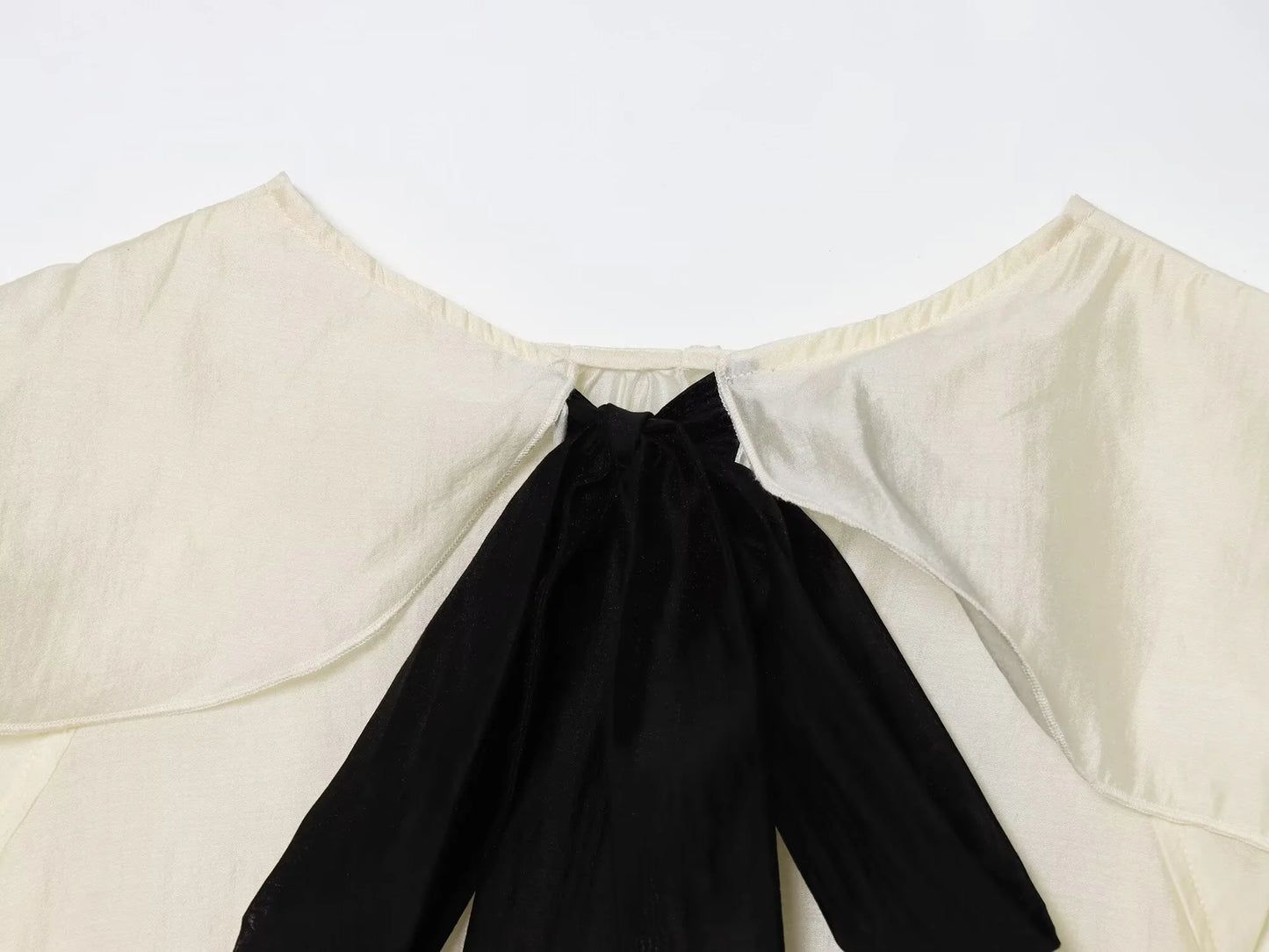 Summer 2025 new women's clothing with European and American style temperament contrasting color ribbon ruffle edge cover shirt