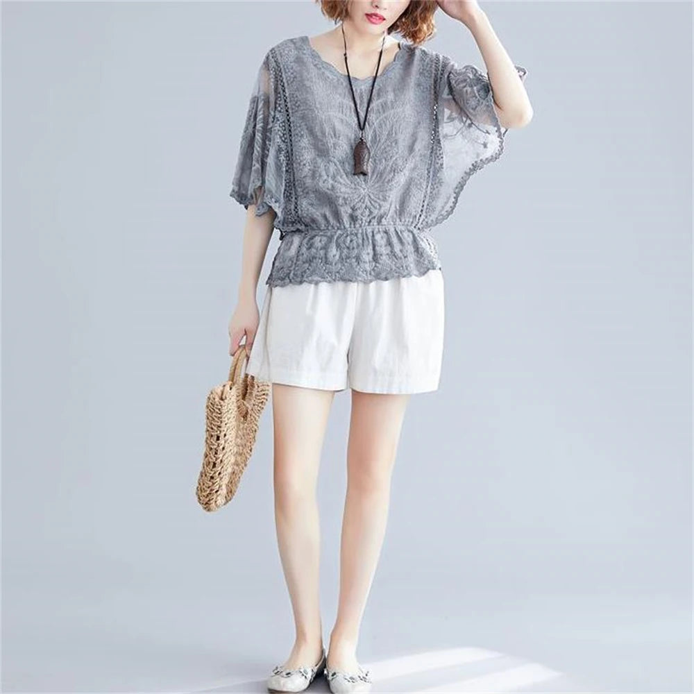 Fashion Women Blouses Spring New Chiffon Blouse Cotton Edge Lace Blouses Shirt Butterfly Flower Women Shirt Tops Blusas Hedging